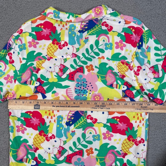 Hello Kitty Sanrio Shirt Mens L Multicolor Rayon Hawaiian Floral Cartoon Kawaii - Picture 6 of 7